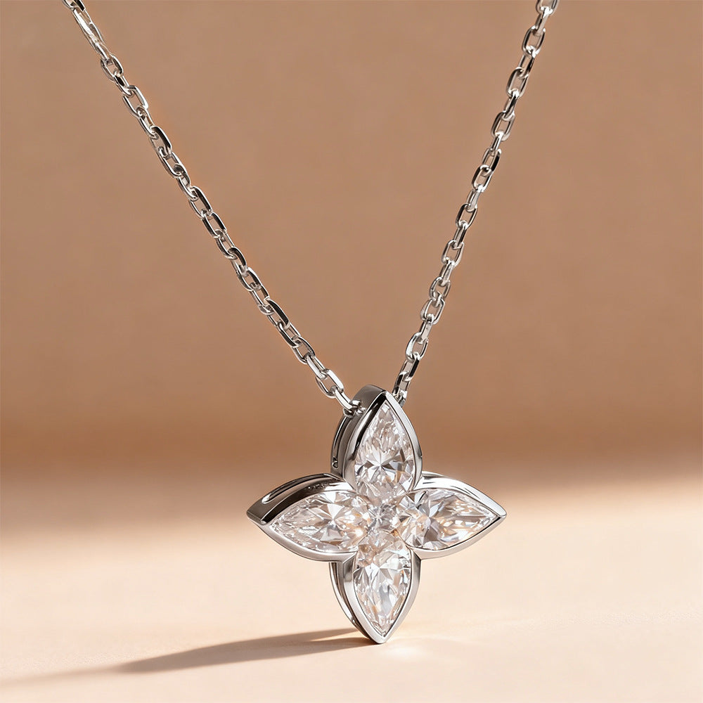 RadiantClover™ Four-Leaf Clover Waterdrop Pendant Necklace